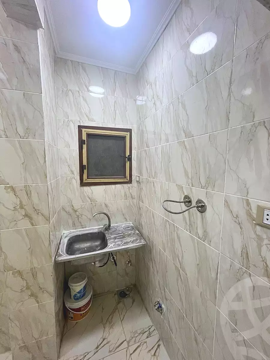 https://aqarmap.com.eg/ar/listing/6775127-for-sale-alexandria-sydy-bshr-sydy-bshr-bhry-shr-mhmwd-l-yswy