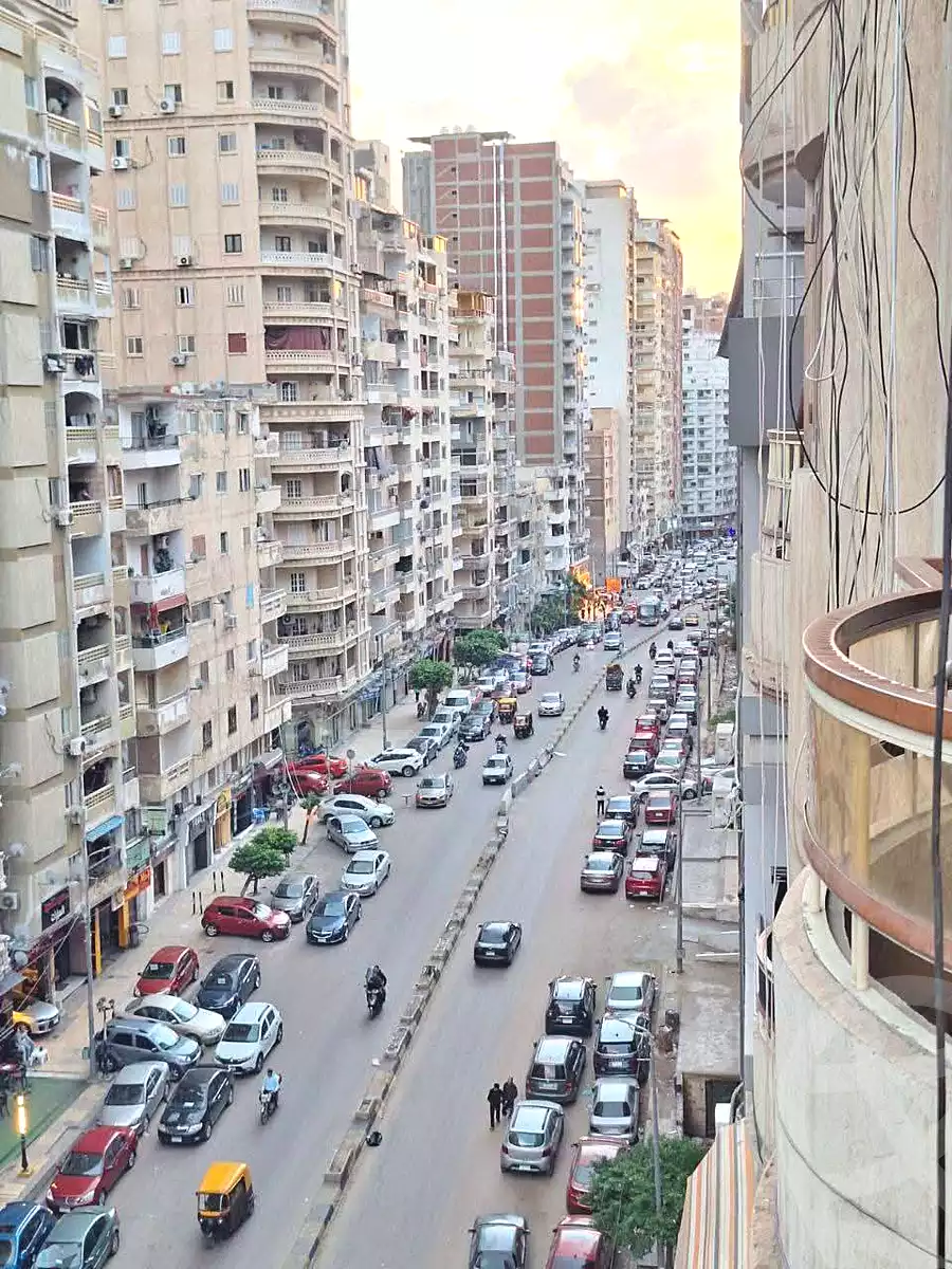 https://aqarmap.com.eg/ar/listing/6775140-for-sale-alexandria-sydy-bshr-sydy-bshr-bhry-shr-mhmwd-l-yswy