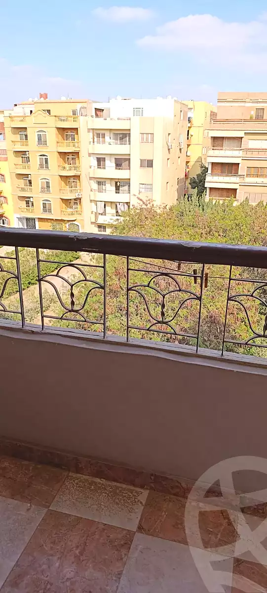 https://aqarmap.com.eg/en/listing/6775521-for-rent-cairo-6th-of-october-el-ahyaa-neighborhood-2nd-divided-from-al-kafrawei-st