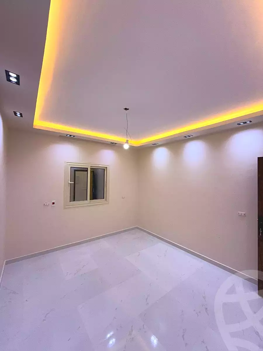 https://aqarmap.com.eg/ar/listing/6775572-for-sale-cairo-6th-of-october-el-tawsaat-el-shamalya-hy-2000-qt