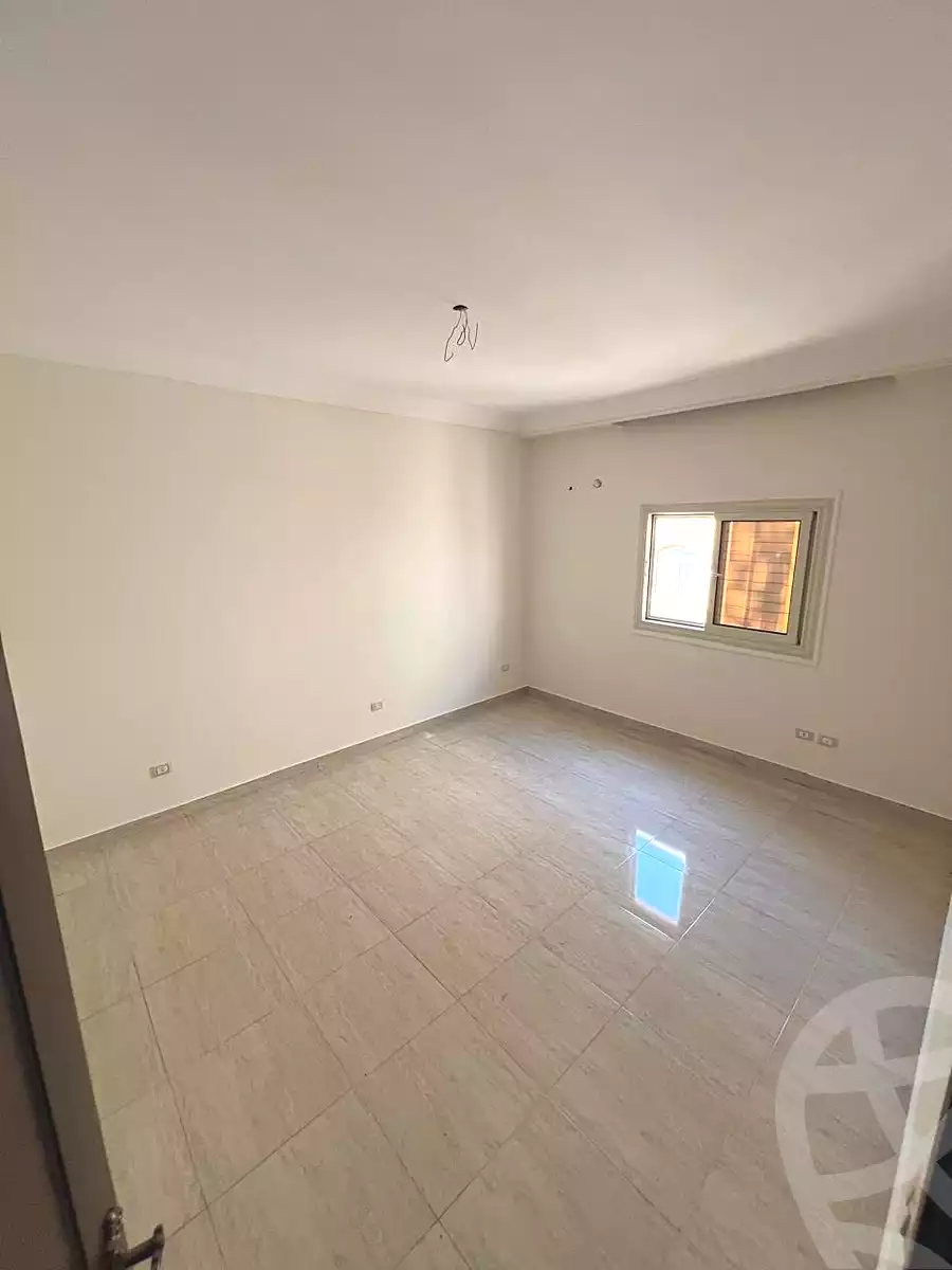 https://aqarmap.com.eg/ar/listing/6775956-for-rent-cairo-new-cairo-el-yassamin-el-yasmeen-3-mohamed-rahim-st