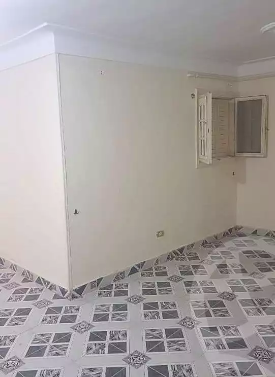 https://aqarmap.com.eg/ar/listing/6775992-for-sale-alexandria-moharram-bey-erfan-st