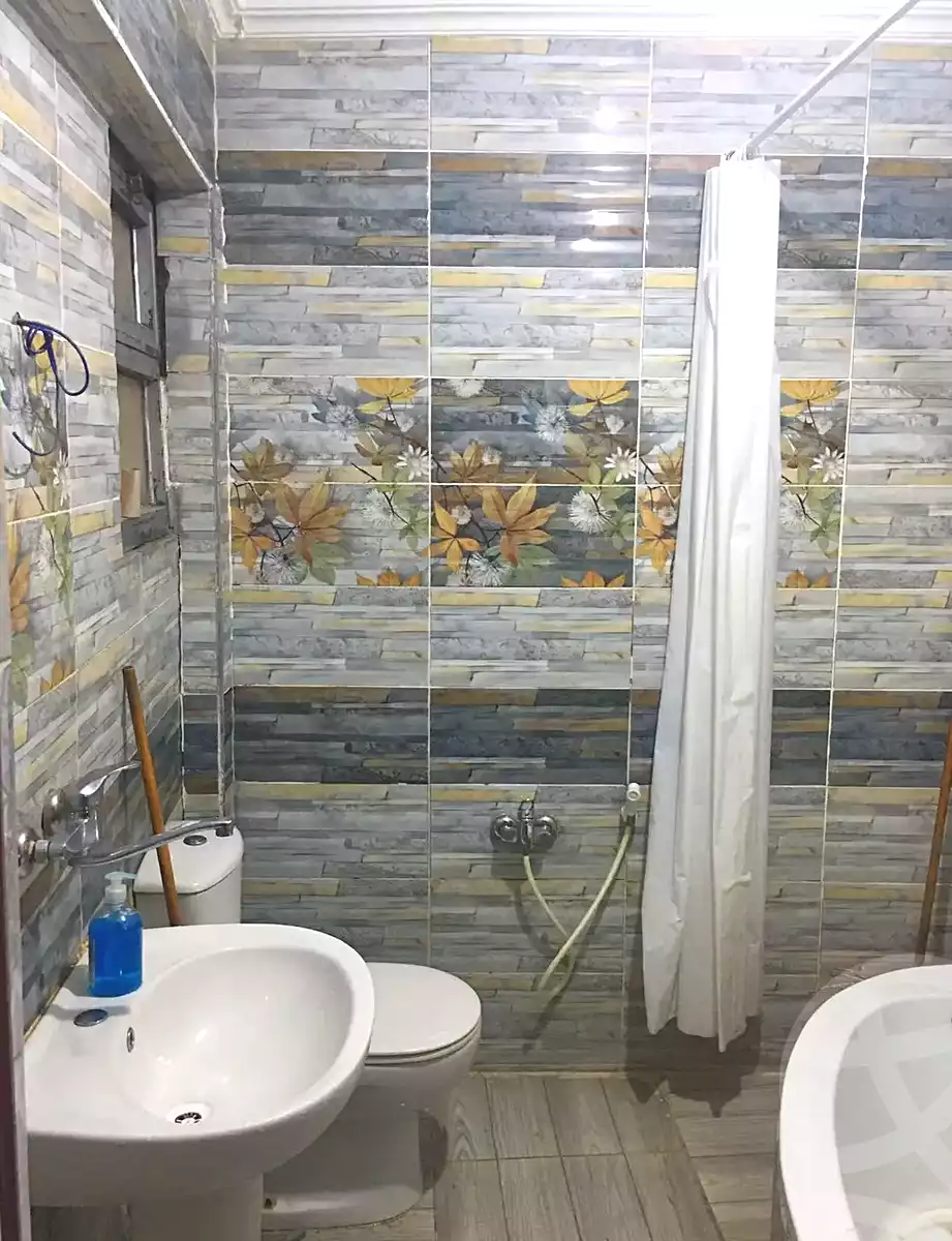 https://aqarmap.com.eg/ar/listing/6776351-for-sale-alexandria-l-jmy-lbytsh-khalil-ballw-st