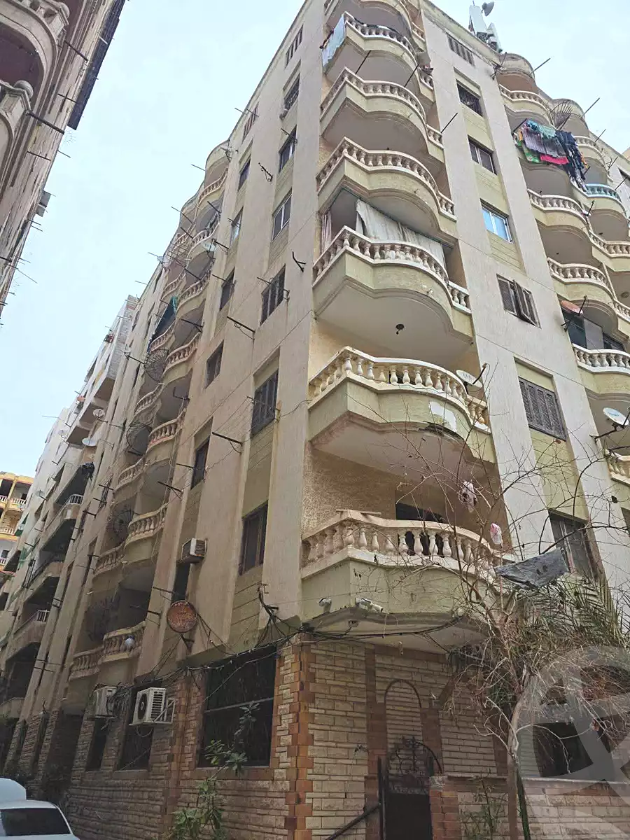 https://aqarmap.com.eg/ar/listing/6776866-for-sale-alexandria-l-jmy-el-hanouvel-hussein-waly-st