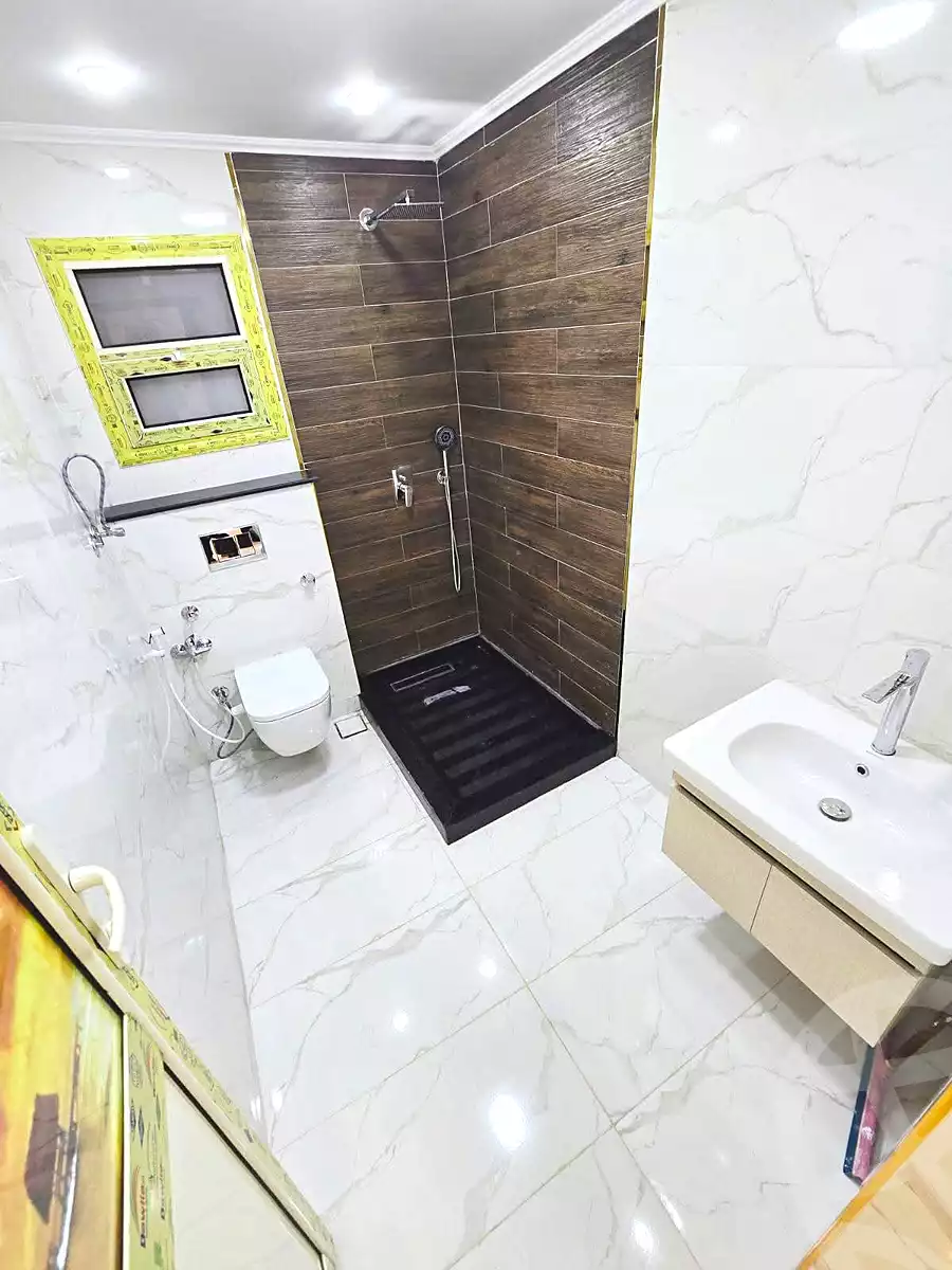 https://aqarmap.com.eg/ar/listing/6777675-for-sale-alexandria-sydy-bshr-tryq-ljysh