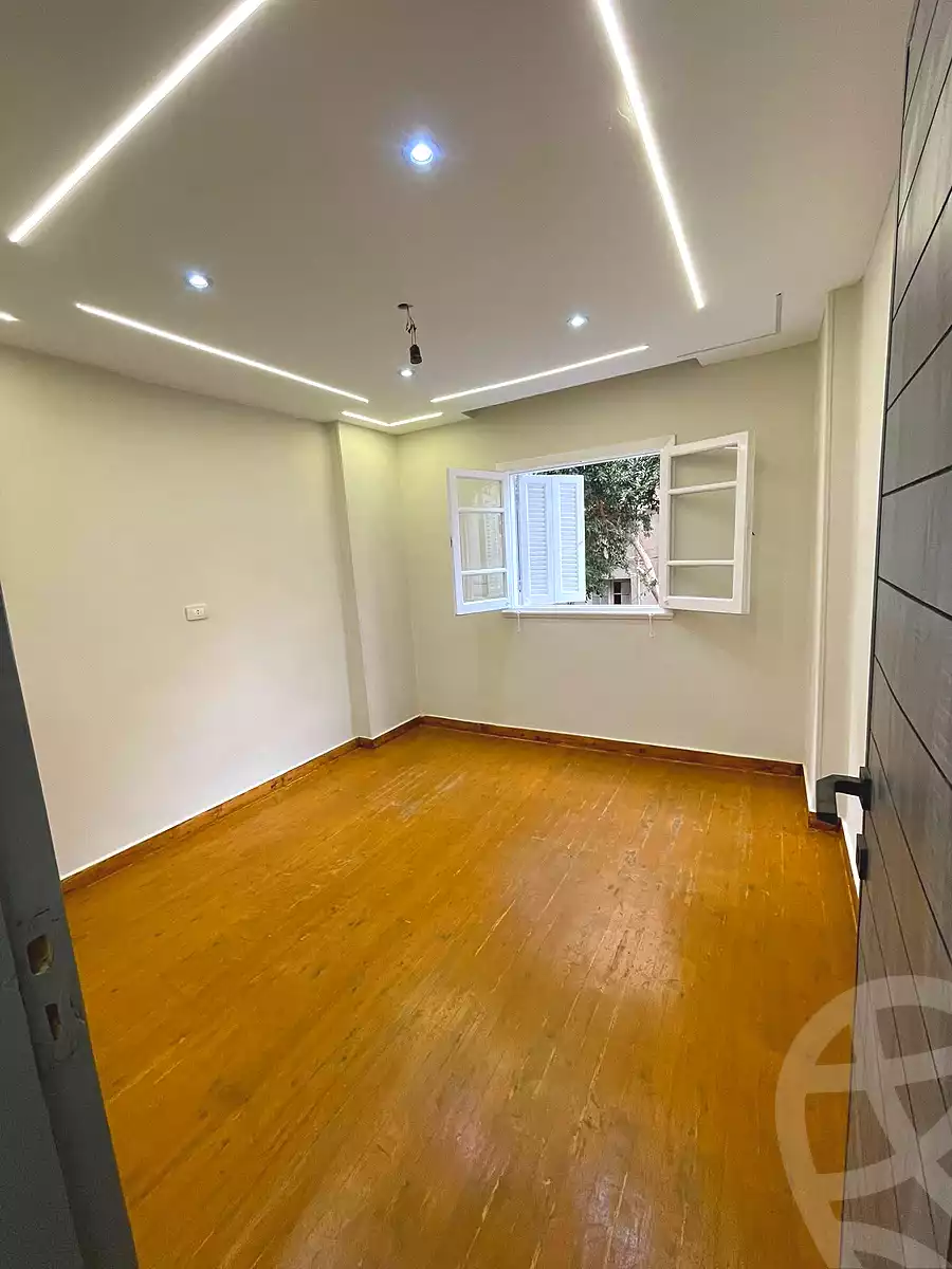 https://aqarmap.com.eg/en/listing/6778093-for-sale-alexandria-camp-cesar