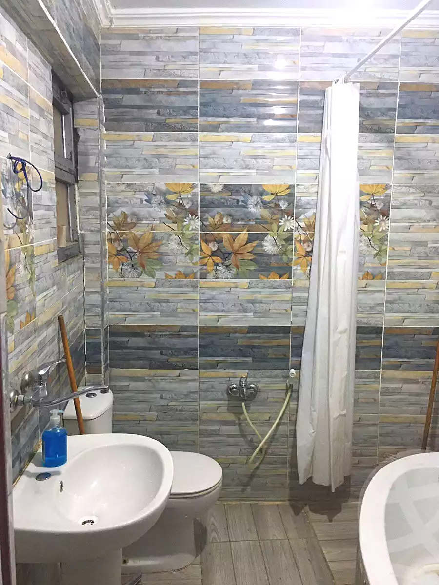 https://aqarmap.com.eg/ar/listing/6778740-for-sale-alexandria-l-jmy-lbytsh-shahr-al-assal-st