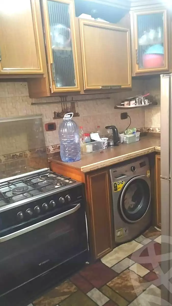https://aqarmap.com.eg/ar/listing/6779627-for-sale-alexandria-l-jmy-lbytsh-mahmoud-awad-st