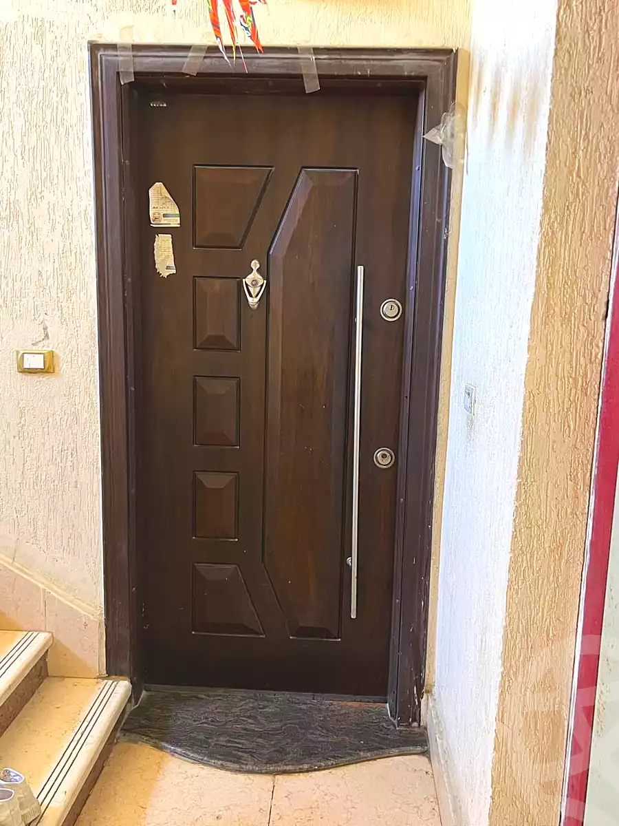 https://aqarmap.com.eg/ar/listing/6779922-for-sale-cairo-6th-of-october-el-ahyaa-neighborhood-3rd-al-hay-al-thalith-st