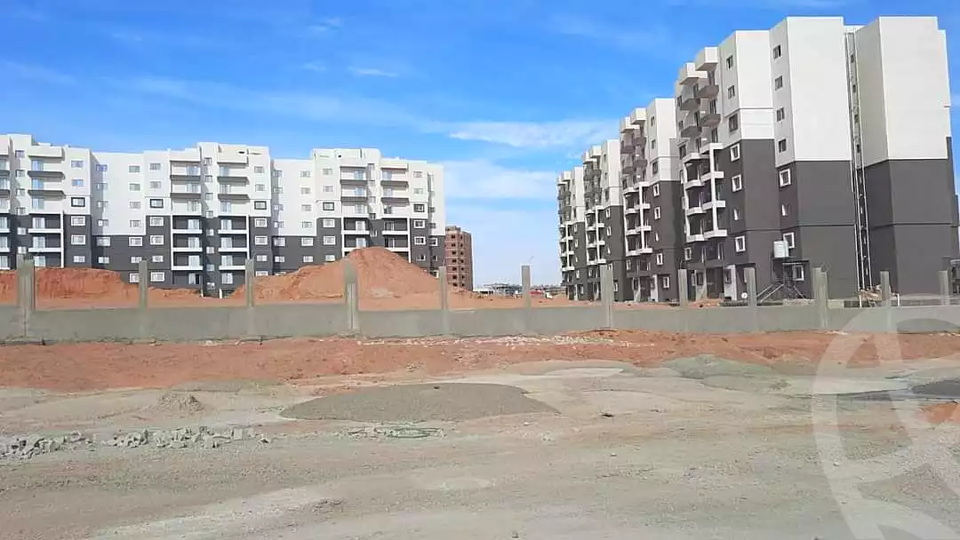 https://aqarmap.com.eg/en/listing/6780688-for-sale-cairo-new-administrative-capital-r7-kmbwnd-stw