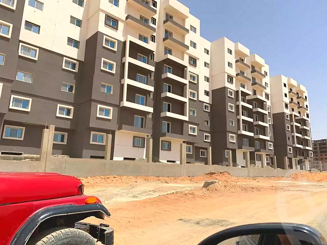 https://aqarmap.com.eg/en/listing/6780688-for-sale-cairo-new-administrative-capital-r7-kmbwnd-stw