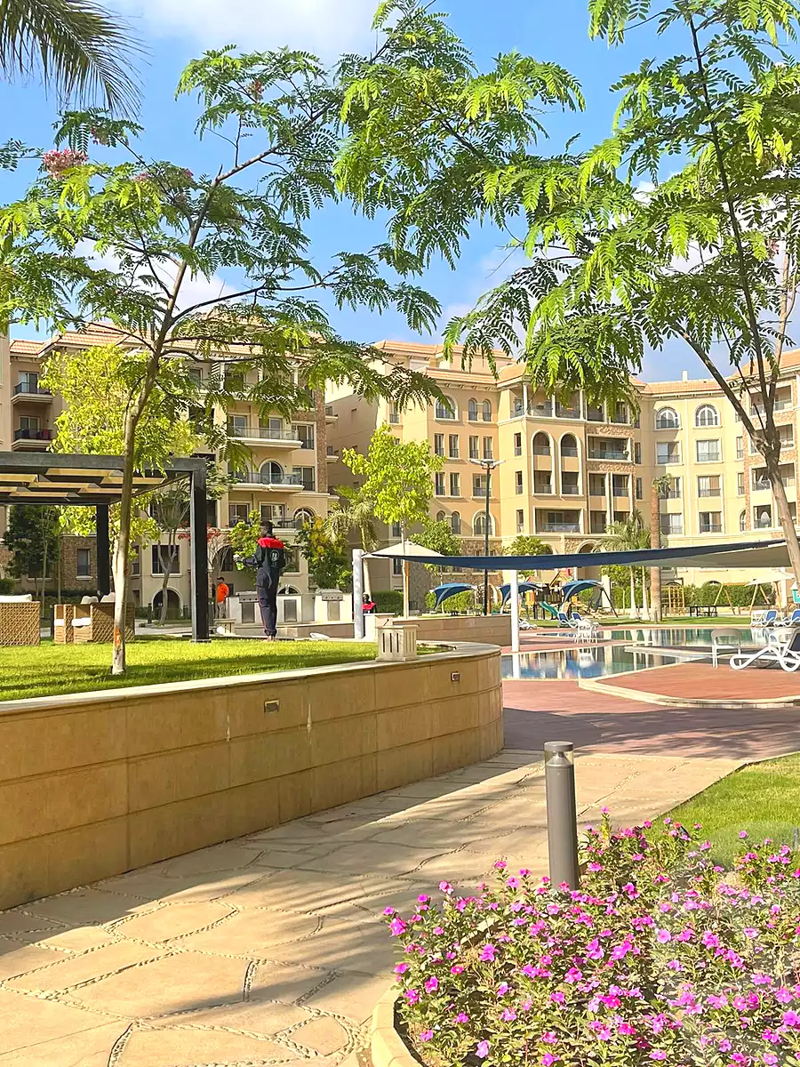 https://aqarmap.com.eg/ar/listing/6780773-for-sale-cairo-new-cairo-compounds-ninety-avenue