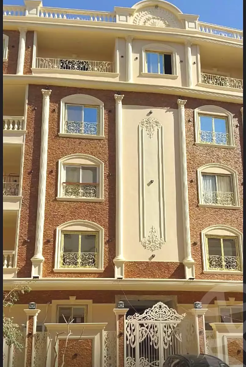 https://aqarmap.com.eg/ar/listing/6780816-for-sale-cairo-new-cairo-el-banafsg-el-banafsag-omarat-qt-342