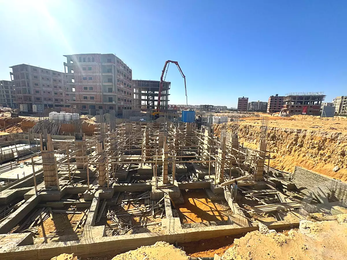 https://aqarmap.com.eg/en/listing/6781025-for-sale-cairo-el-sheikh-zayed-city-bait-el-watan-phase-7-el-takmelya