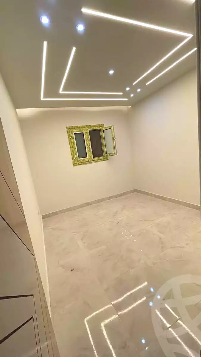 https://aqarmap.com.eg/ar/listing/6781325-for-sale-alexandria-l-jmy-lbytsh-ibrahim-othman-st