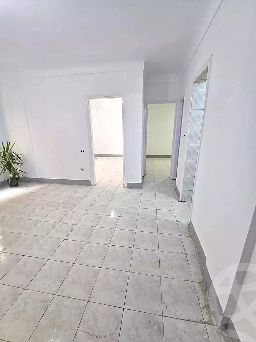 https://aqarmap.com.eg/ar/listing/6781945-for-sale-alexandria-sydy-bshr-sydy-bshr-bhry-amr-el-nogomy-st