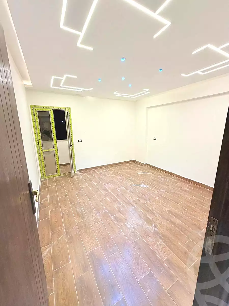 https://aqarmap.com.eg/en/listing/6782072-for-sale-alexandria-lsywf-el-falki