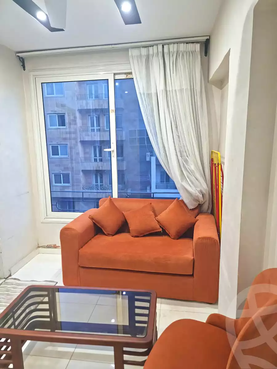https://aqarmap.com.eg/ar/listing/6782137-for-rent-cairo-6th-of-october-el-ahyaa-neighborhood-2nd