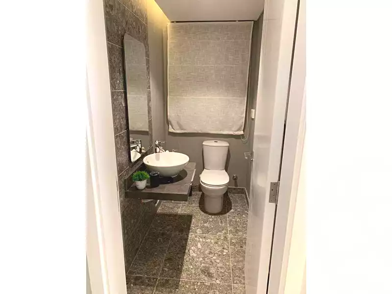 https://aqarmap.com.eg/ar/listing/6782590-for-sale-cairo-el-sheikh-zayed-city-compounds-kmbwnd-fyldj-wyst-dr-llttwyr