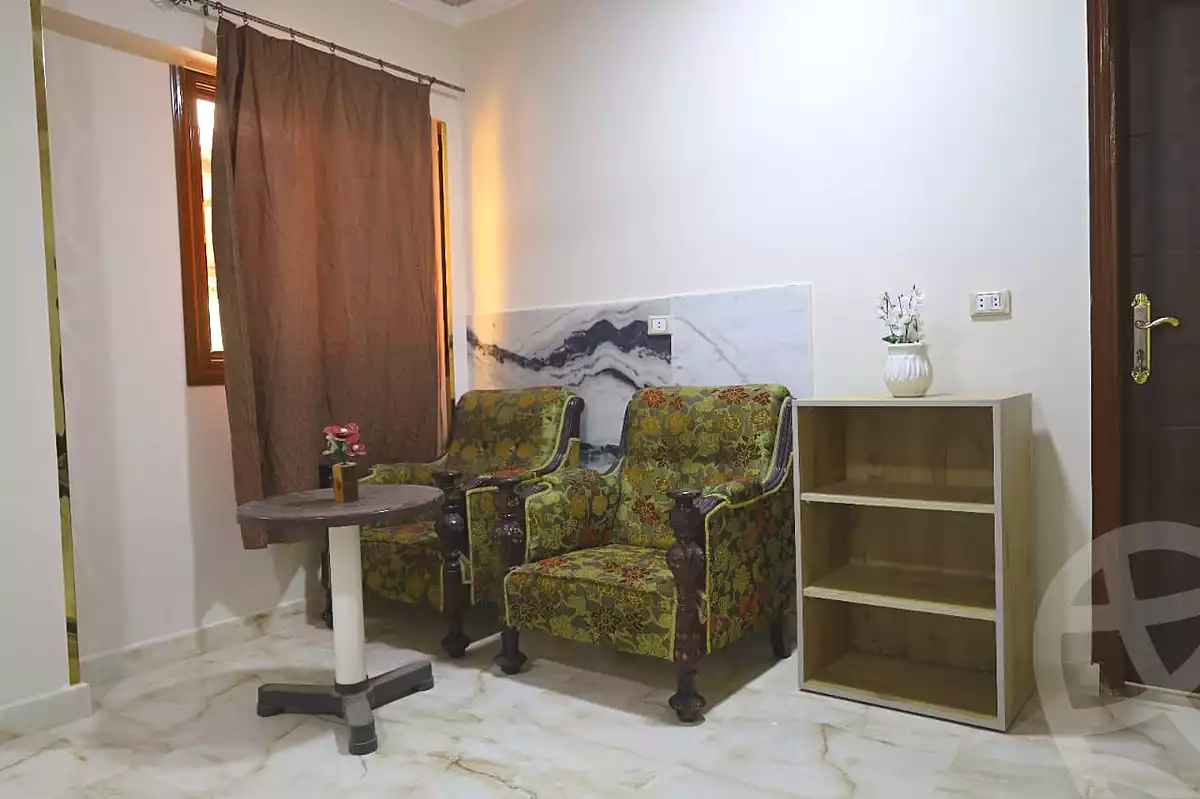 https://aqarmap.com.eg/ar/listing/6782602-for-rent-cairo-el-sheikh-zayed-city-alex-cairo-desert-road-mdyn-sfnks-ljdyd-sandorini