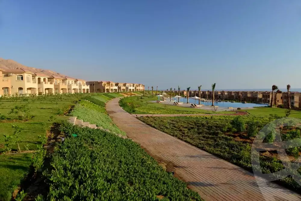 https://aqarmap.com.eg/ar/listing/6782836-for-sale-ain-elsokhna-resorts-telal-el-sokhna