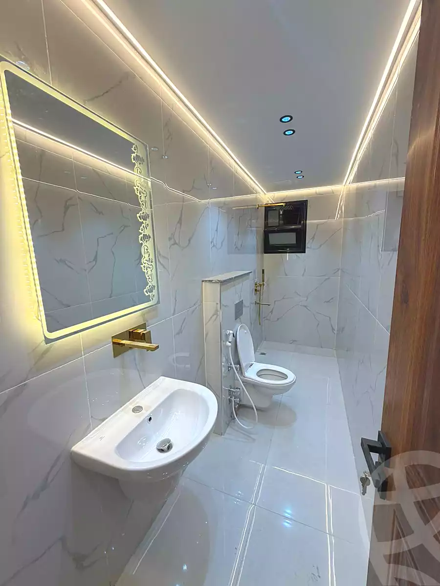 https://aqarmap.com.eg/ar/listing/6783600-for-sale-cairo-6th-of-october-el-ahyaa-neighborhood-3rd-al-hay-al-thalith-st