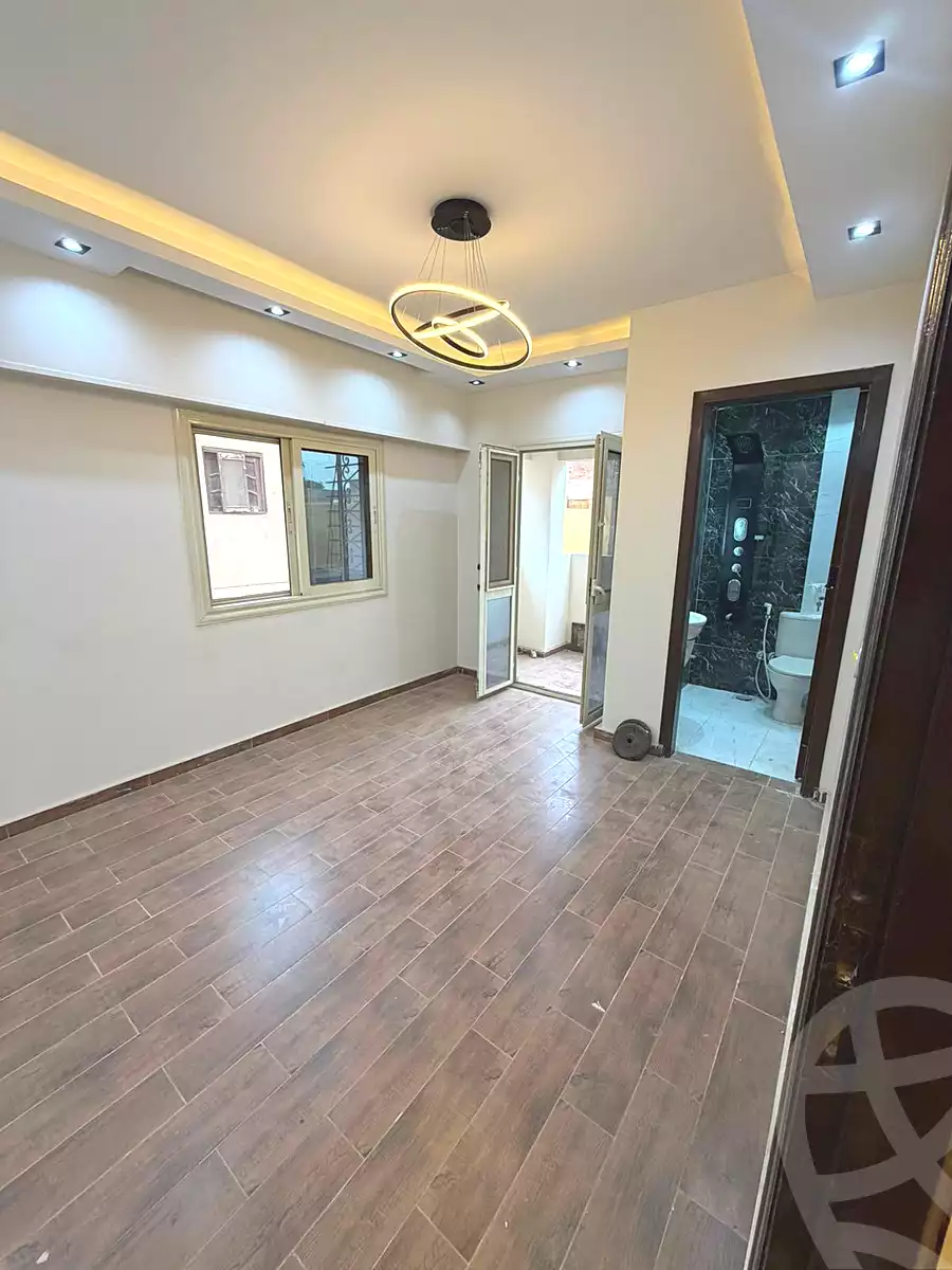https://aqarmap.com.eg/ar/listing/6783608-for-sale-cairo-6th-of-october-el-ahyaa-neighborhood-3rd-al-hay-al-thalith-st