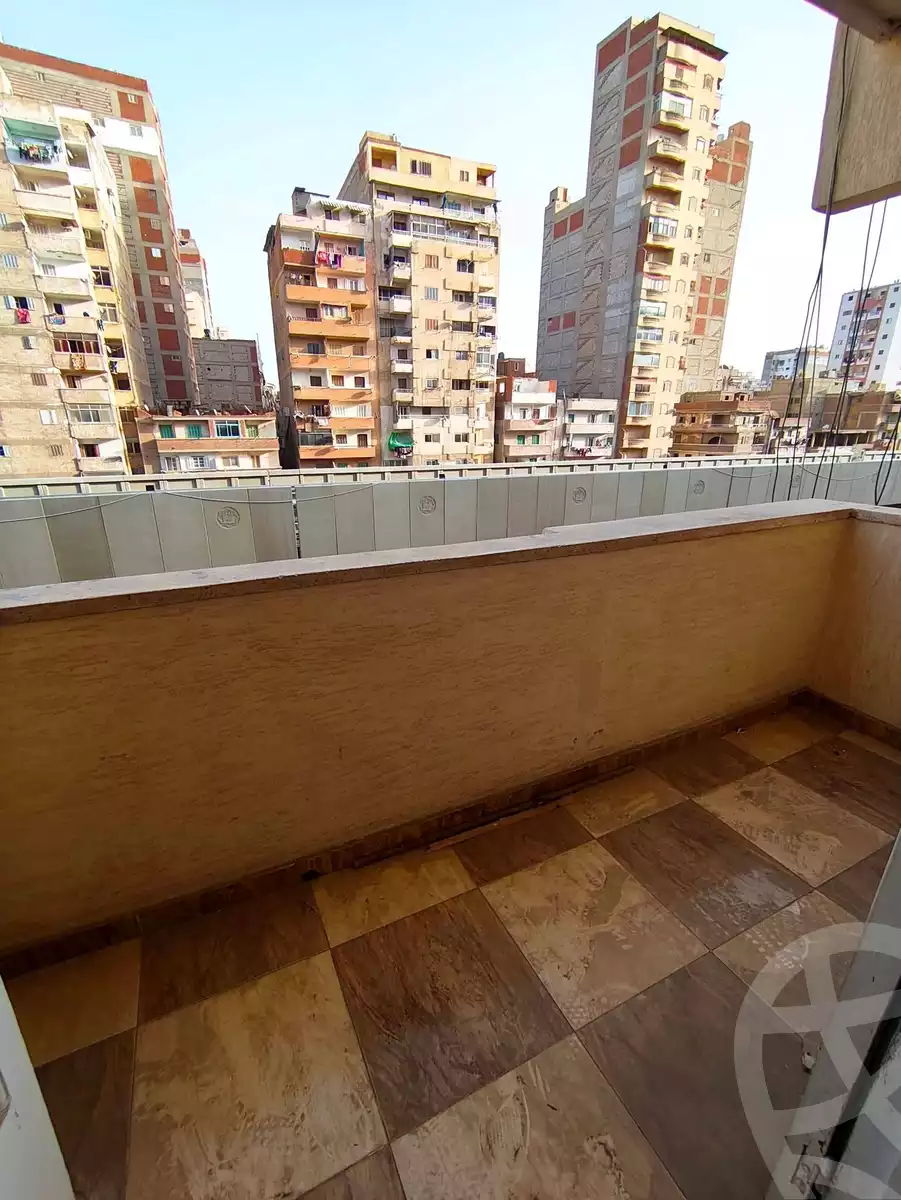 https://aqarmap.com.eg/en/listing/6783853-for-sale-alexandria-el-asafra-l-sfr-bhry