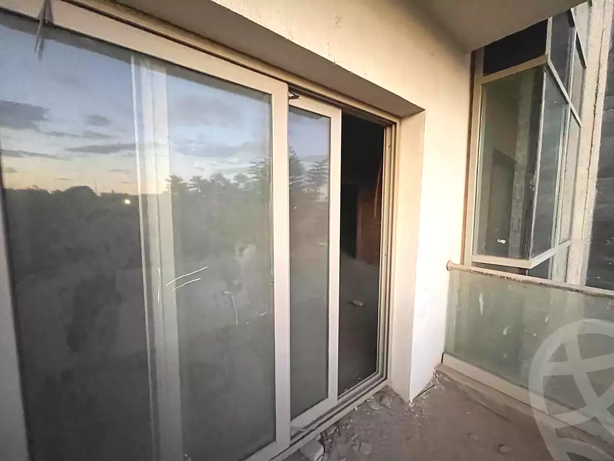 https://aqarmap.com.eg/ar/listing/6783929-for-sale-cairo-new-cairo-compounds-galleria-moon-valley-compound-arabia