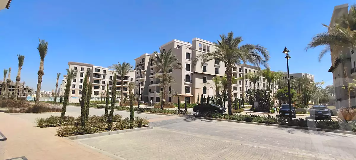 https://aqarmap.com.eg/en/listing/6784014-for-sale-cairo-el-sheikh-zayed-city-compounds-kmbwnd-fyldj-wyst-dr-llttwyr