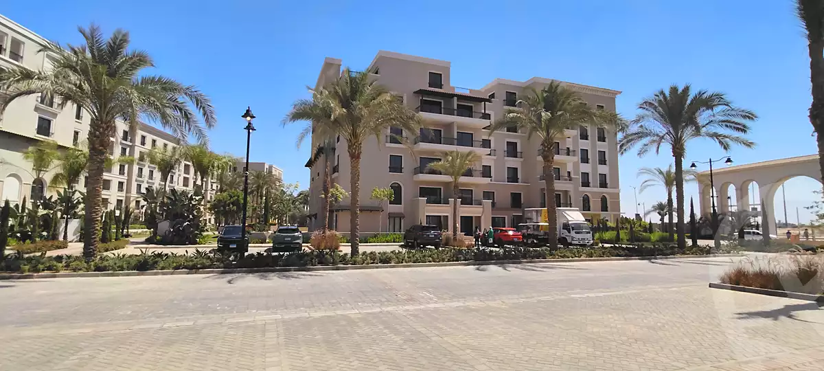 https://aqarmap.com.eg/ar/listing/6784040-for-sale-cairo-el-sheikh-zayed-city-compounds-kmbwnd-fyldj-wyst-dr-llttwyr