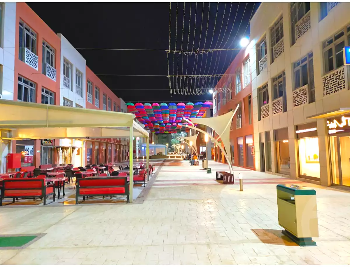 https://aqarmap.com.eg/en/listing/6784064-for-rent-cairo-el-sheikh-zayed-city-compounds-the-courtyard-mall-dorra