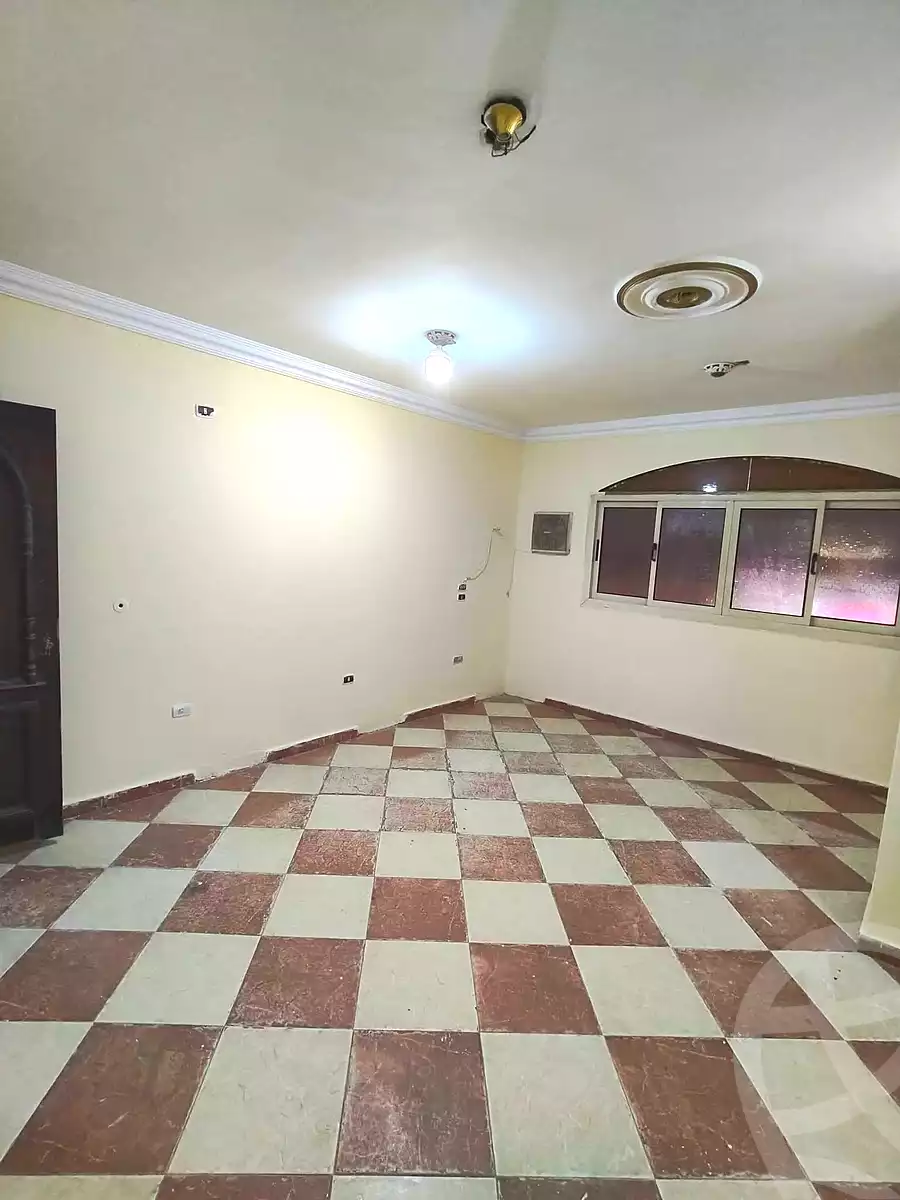 https://aqarmap.com.eg/ar/listing/6784319-for-rent-cairo-helwan-hadayek-helwan-nile-corniche-st