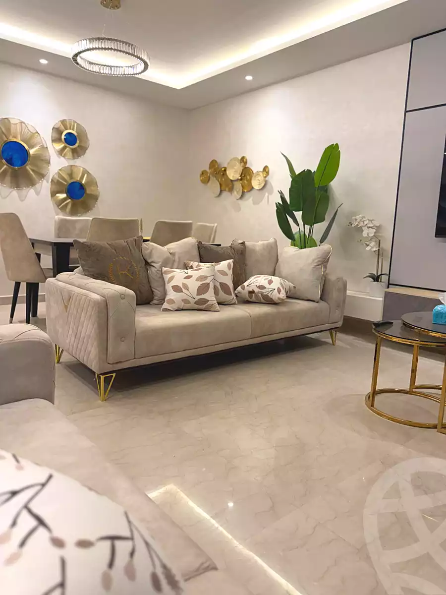 https://aqarmap.com.eg/ar/listing/6784742-for-sale-cairo-el-sheikh-zayed-city-compounds-zyd-wr-llttwyr-z-tower