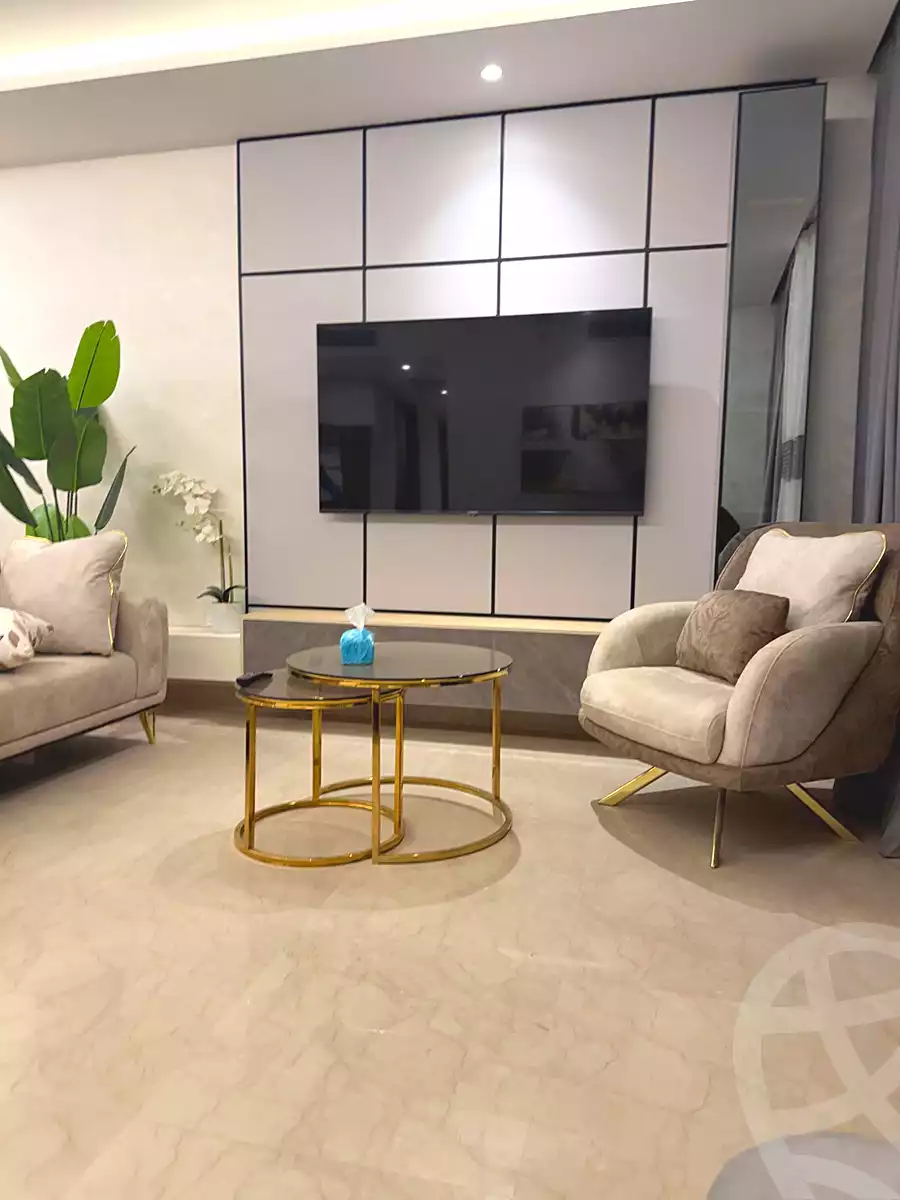 https://aqarmap.com.eg/ar/listing/6784897-for-sale-cairo-el-sheikh-zayed-city-compounds-zyd-wr-llttwyr-z-tower