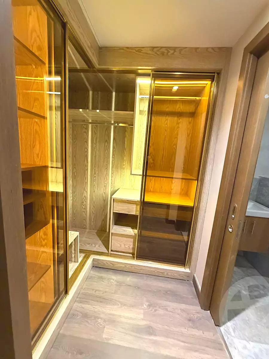 https://aqarmap.com.eg/ar/listing/6784897-for-sale-cairo-el-sheikh-zayed-city-compounds-zyd-wr-llttwyr-z-tower