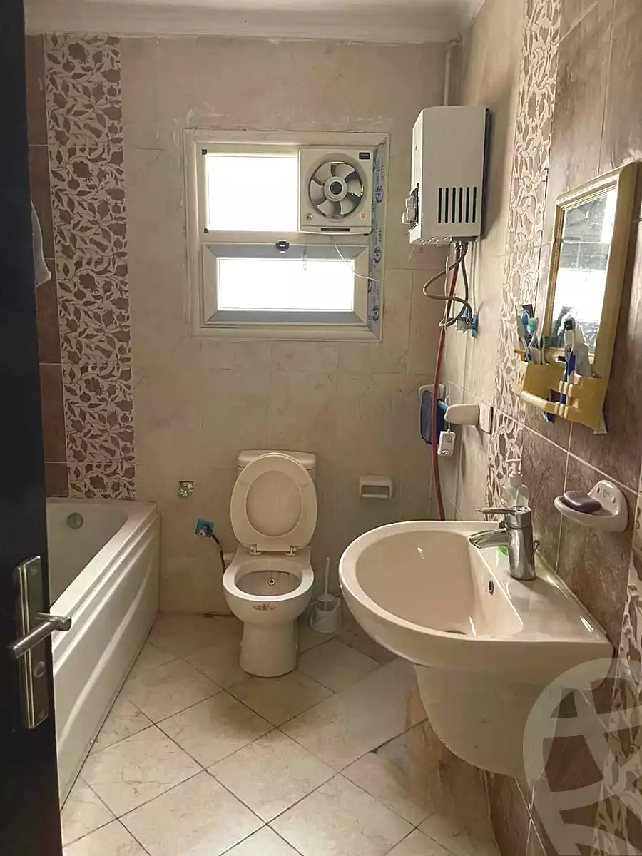 https://aqarmap.com.eg/en/listing/6785050-for-sale-cairo-new-cairo-el-kornfol-el-kornfol-10