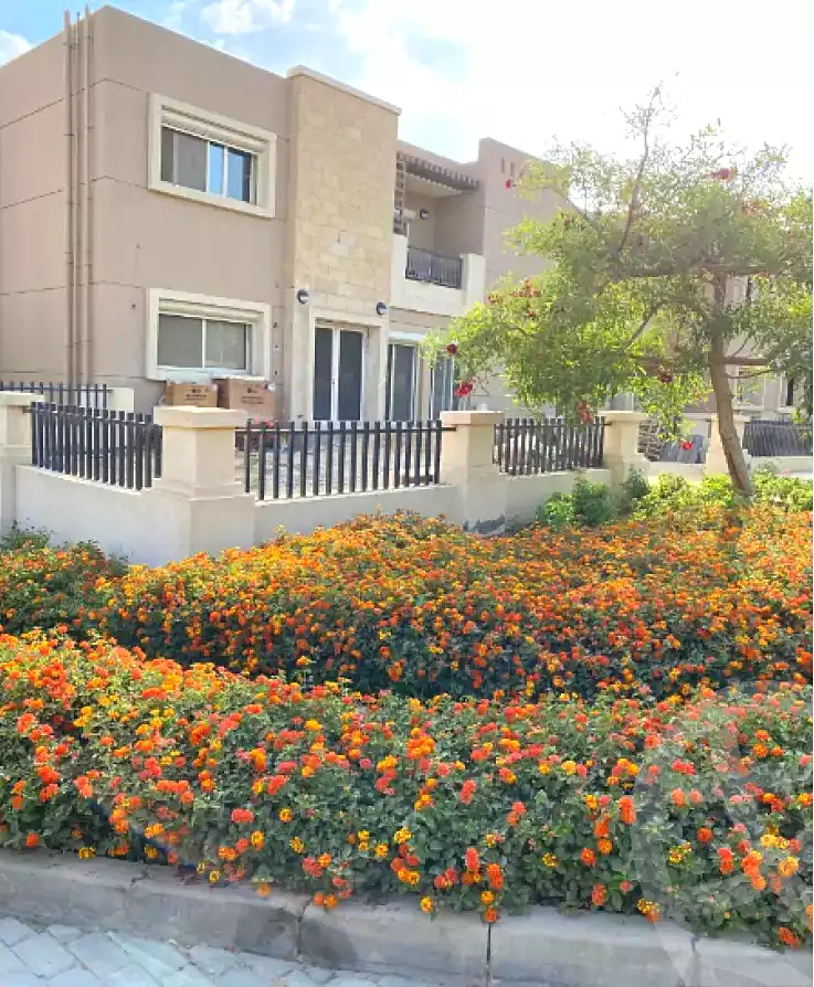 https://aqarmap.com.eg/en/listing/6782971-for-sale-cairo-new-cairo-compounds-tag-city-shalya-taj-city