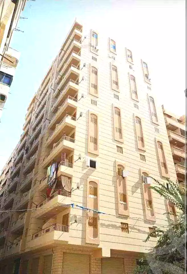 https://aqarmap.com.eg/ar/listing/6786856-for-sale-alexandria-l-jmy-el-kilo-21