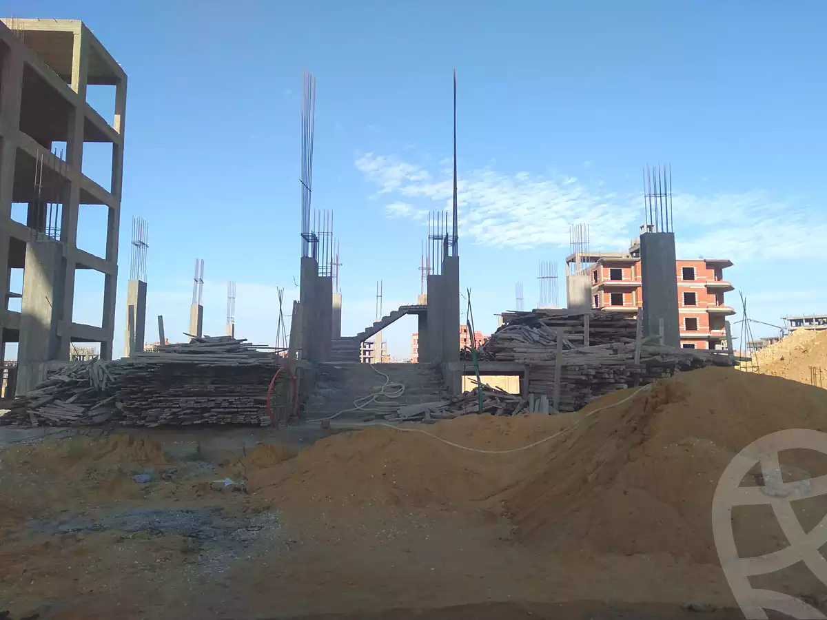 https://aqarmap.com.eg/en/listing/6083451-for-sale-cairo-new-cairo-bait-el-watan-hay-el-orchid