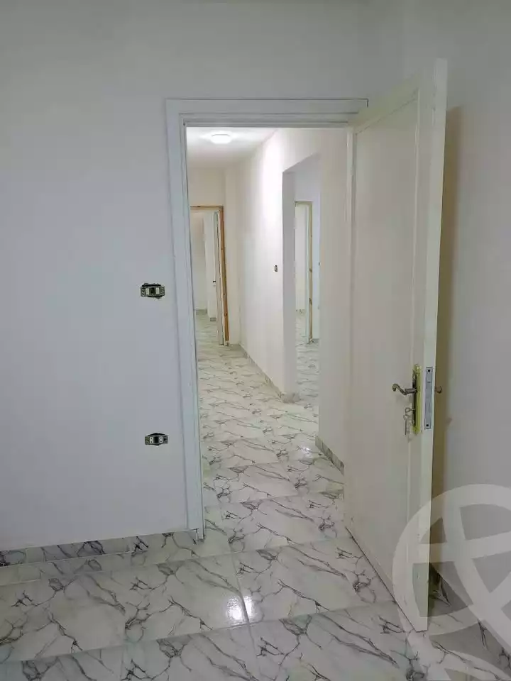 https://aqarmap.com.eg/ar/listing/6787302-for-sale-alexandria-l-jmy-el-hanouvel-abo-bakr-el-sedeek-st