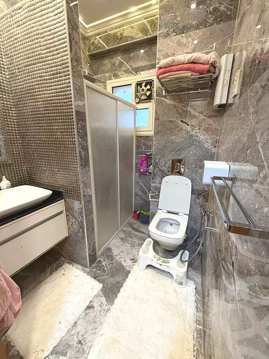 https://aqarmap.com.eg/ar/listing/6788124-for-sale-cairo-6th-of-october-compounds-dream-land-flower-resort