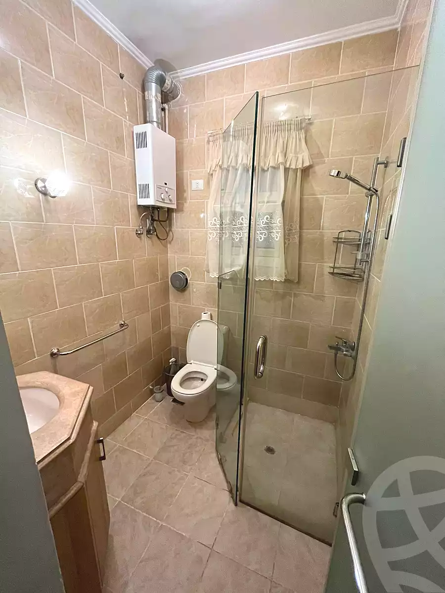 https://aqarmap.com.eg/en/listing/6788115-for-rent-cairo-el-sheikh-zayed-city-compounds-dh-drys