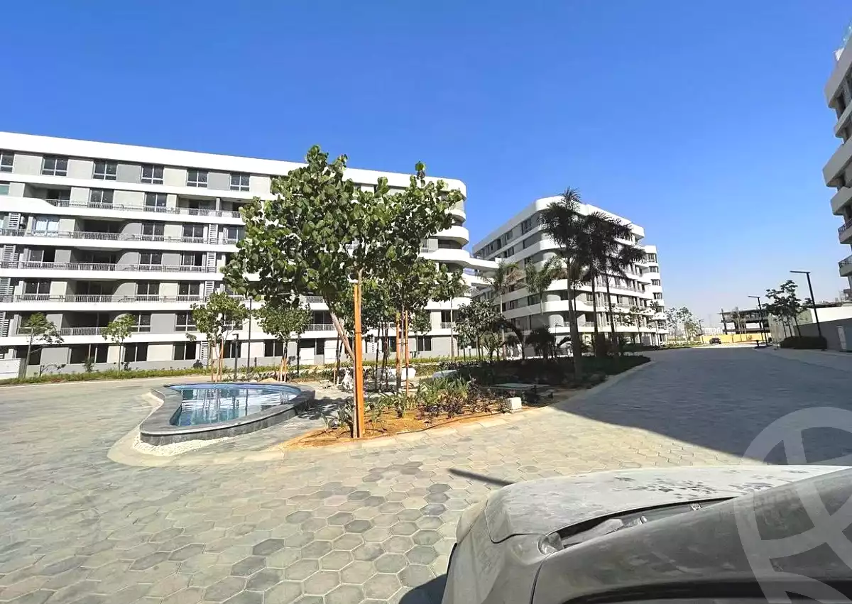 https://aqarmap.com.eg/ar/listing/6788597-for-sale-cairo-new-cairo-lmstqbl-syty-compounds-bloomfields