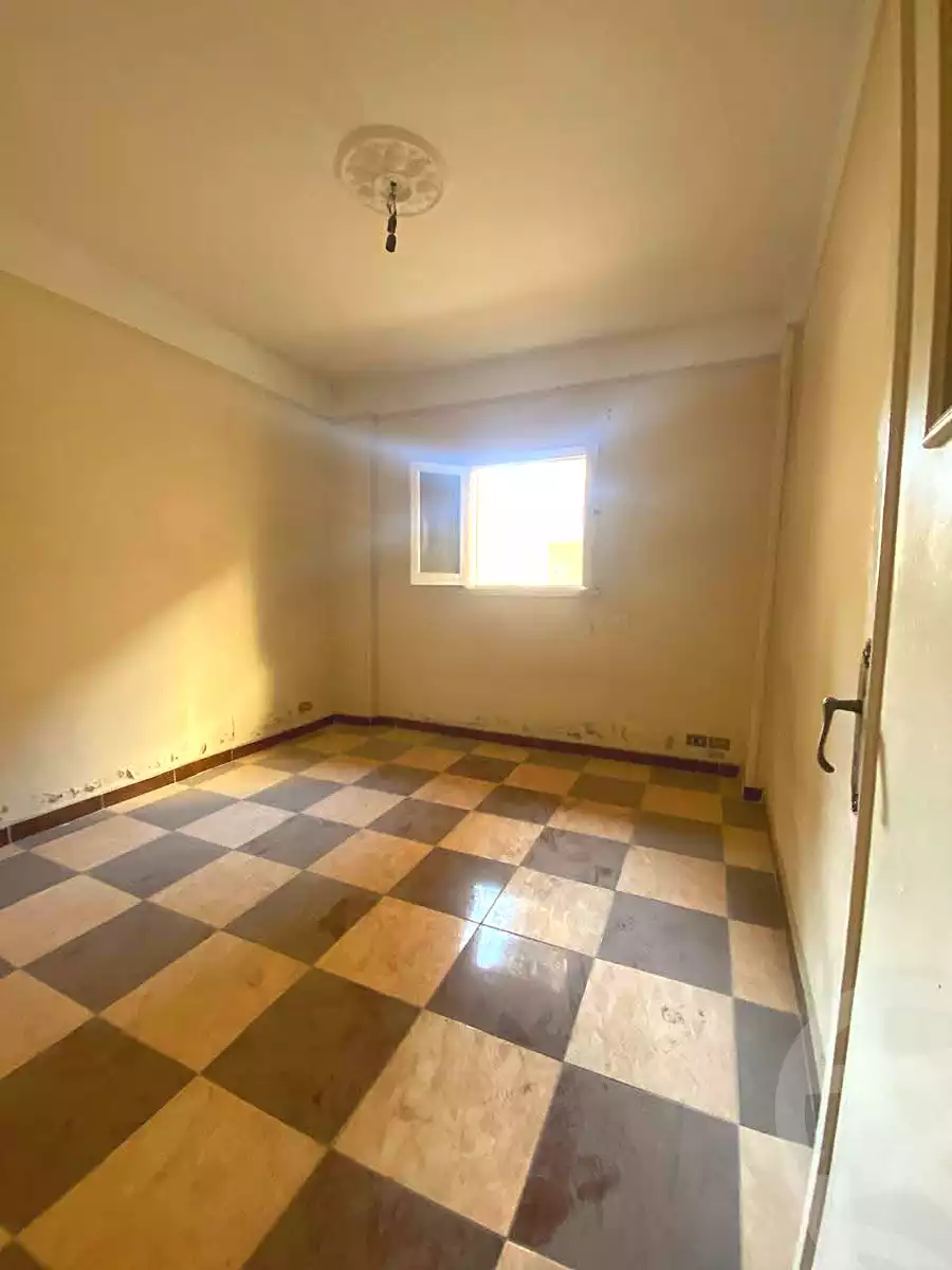 https://aqarmap.com.eg/ar/listing/6789472-for-sale-alexandria-l-jmy-lbytsh-mecca-st
