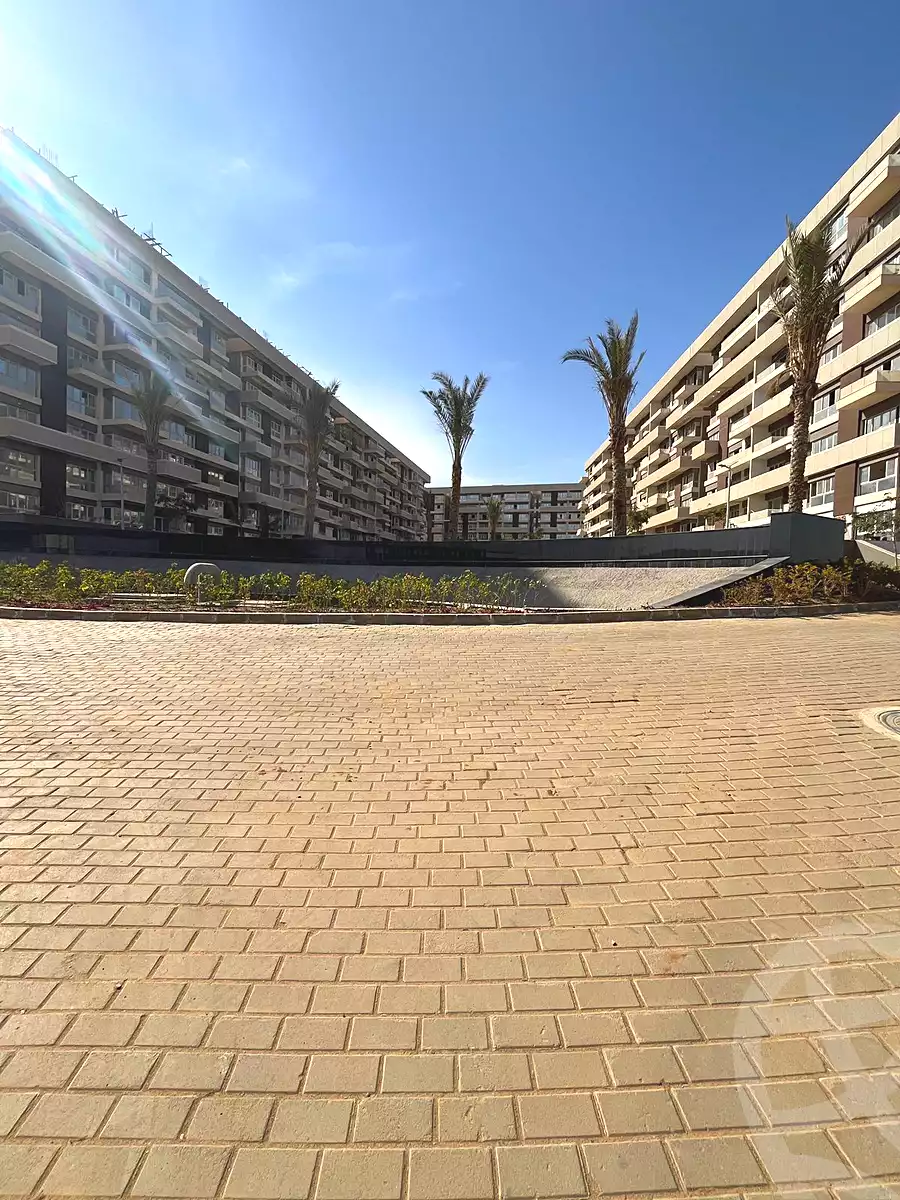 https://aqarmap.com.eg/ar/listing/6789544-for-sale-cairo-new-administrative-capital-r7-scenario
