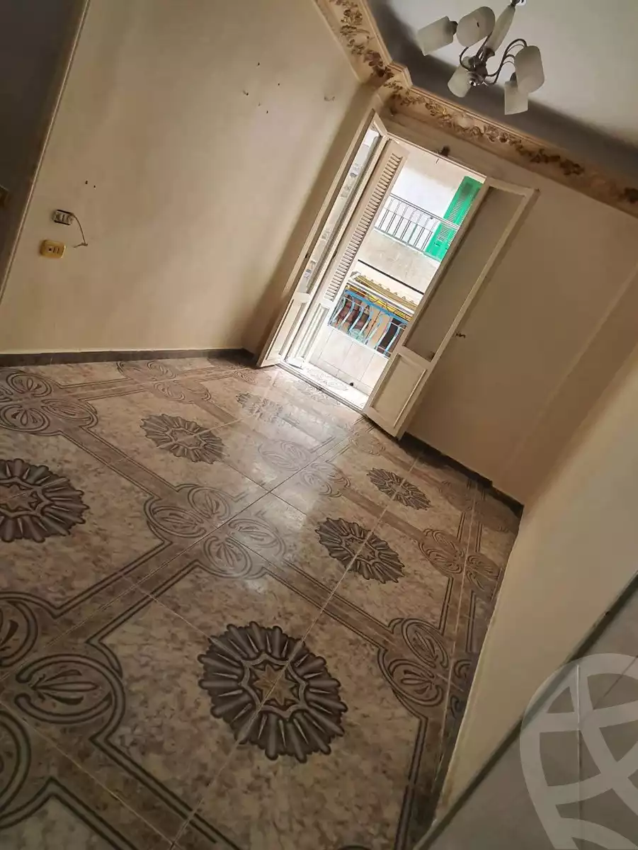 https://aqarmap.com.eg/ar/listing/6789620-for-sale-alexandria-moharram-bey-tryq-qn-lswys