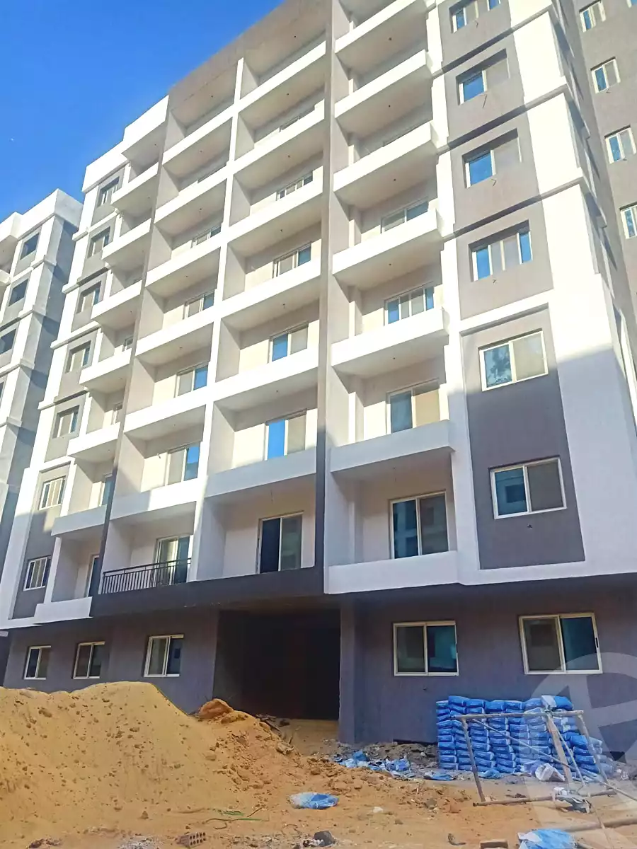 https://aqarmap.com.eg/en/listing/6790756-for-sale-cairo-new-administrative-capital-r7-kmbwnd-stw