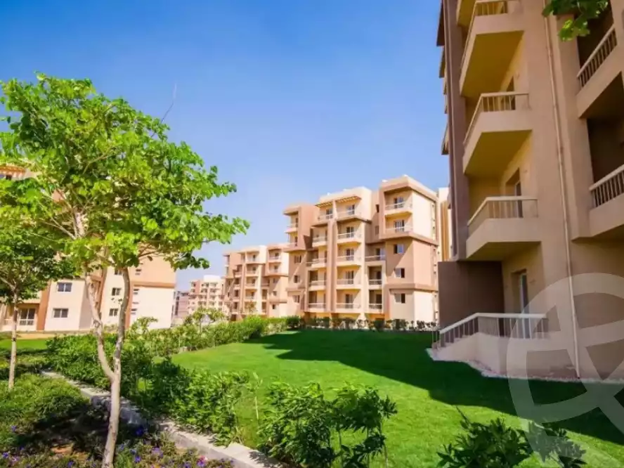 https://aqarmap.com.eg/ar/listing/6790662-for-sale-cairo-6th-of-october-hadaeq-october-kmbwnd-fy-hdyq-ktwbr-ashgar-city