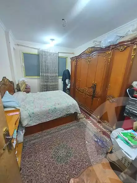 https://aqarmap.com.eg/en/listing/6791522-for-sale-cairo-helwan-el-shareaa-el-sharby-st